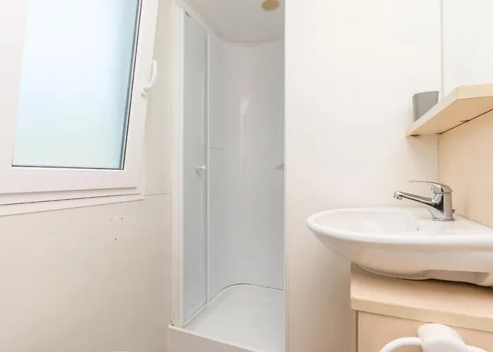 Дом отдыха Cozy Home In Sveti Filip I Jakov