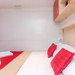 Cozy Home In Sveti Filip I Jakov