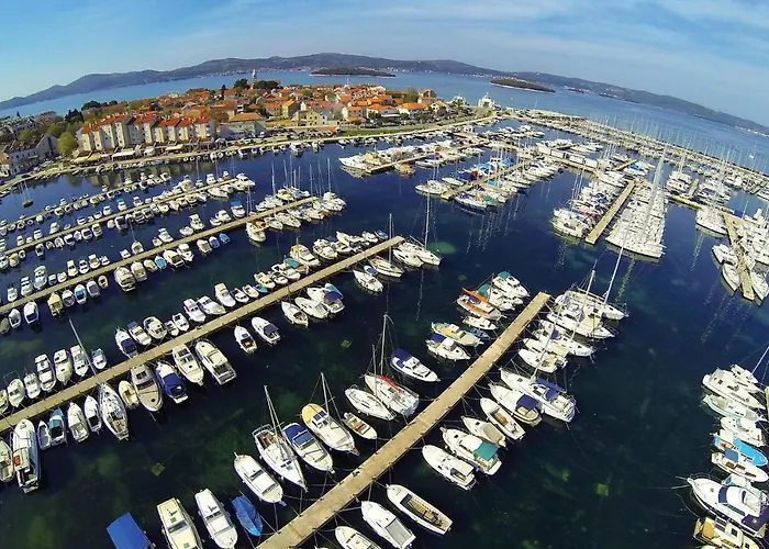 Casa vacanze Cozy Home In Sveti Filip I Jakov Sveti Filip i Jakov